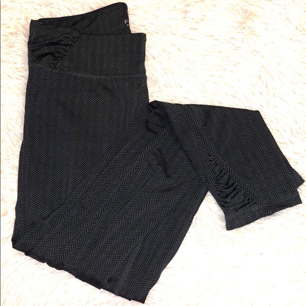 FREE2B Active Leggings